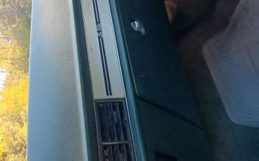 Cadillac-deville-1970-green-2