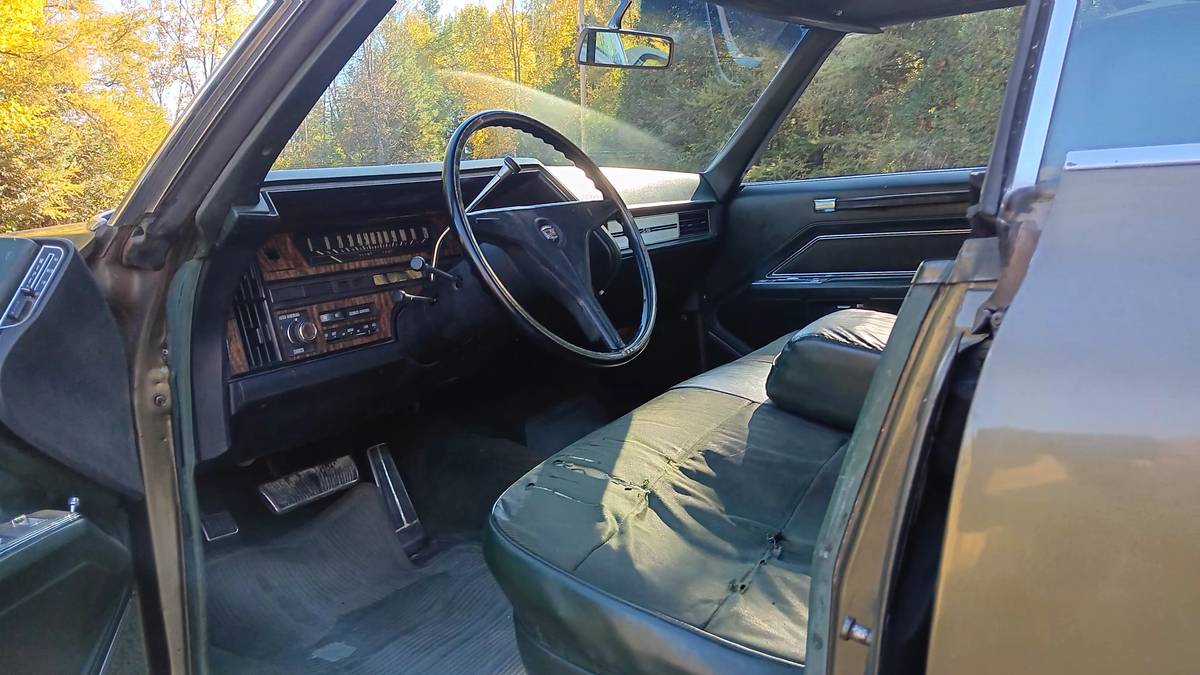 Cadillac-deville-1970-green-8