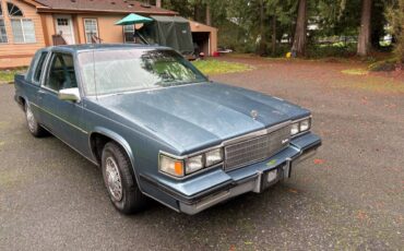 Cadillac-deville-1985-black