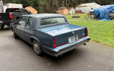 Cadillac-deville-1985-blue-2