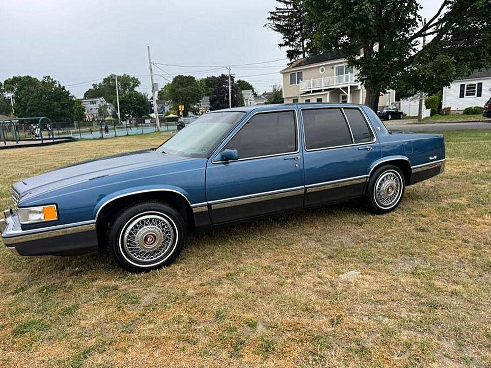 Cadillac-deville-1991-blue-18