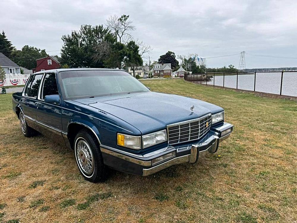 Cadillac-deville-1991-blue-2