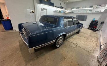 Cadillac-deville-1991-blue-21