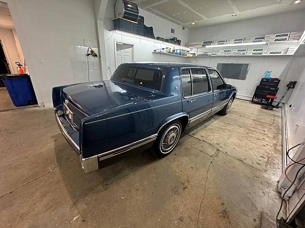 Cadillac-deville-1991-blue-21