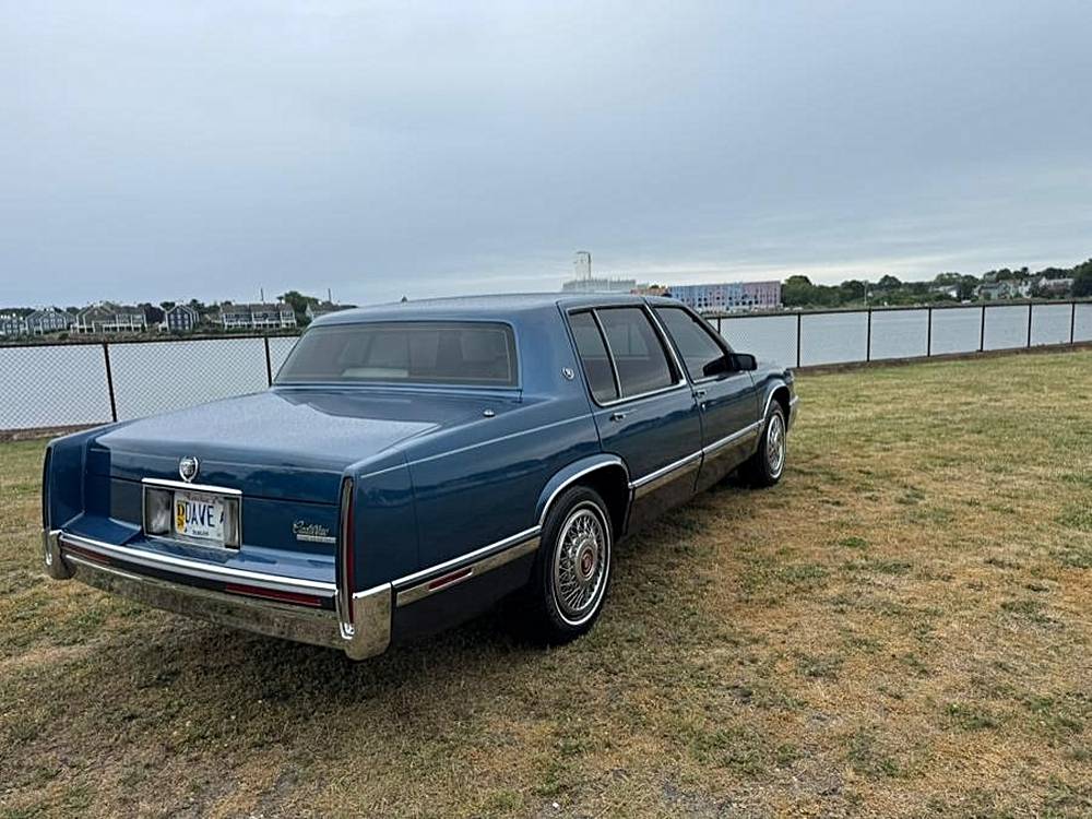 Cadillac-deville-1991-blue-22
