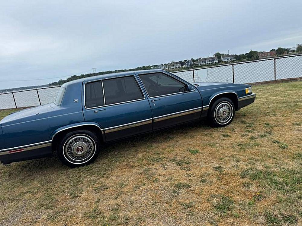 Cadillac-deville-1991-blue-5