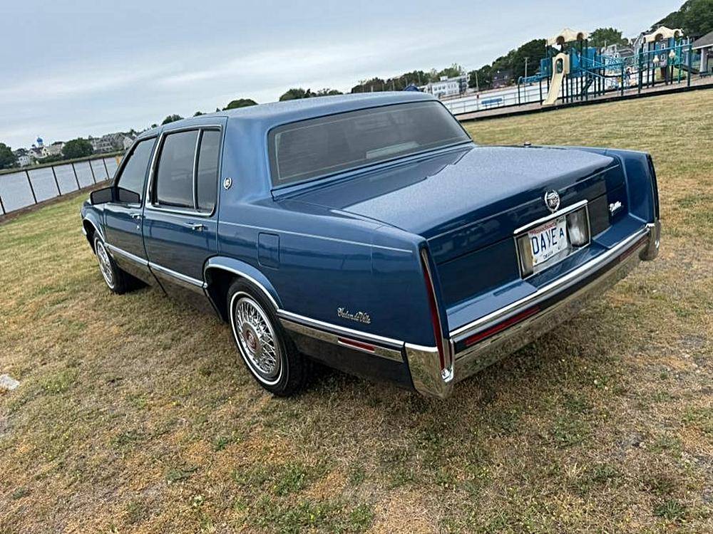 Cadillac-deville-1991-blue-7