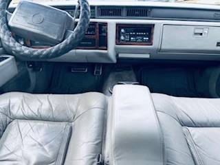 Cadillac-deville-1992-silver-8