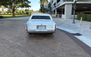 Cadillac-deville-1993-3