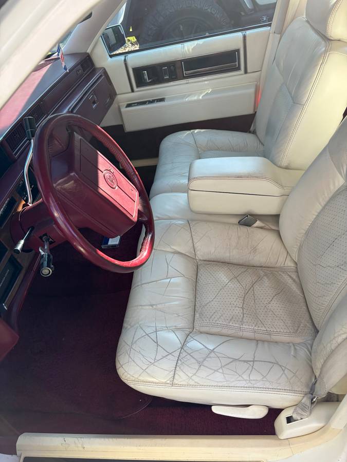 Cadillac-deville-1993-6