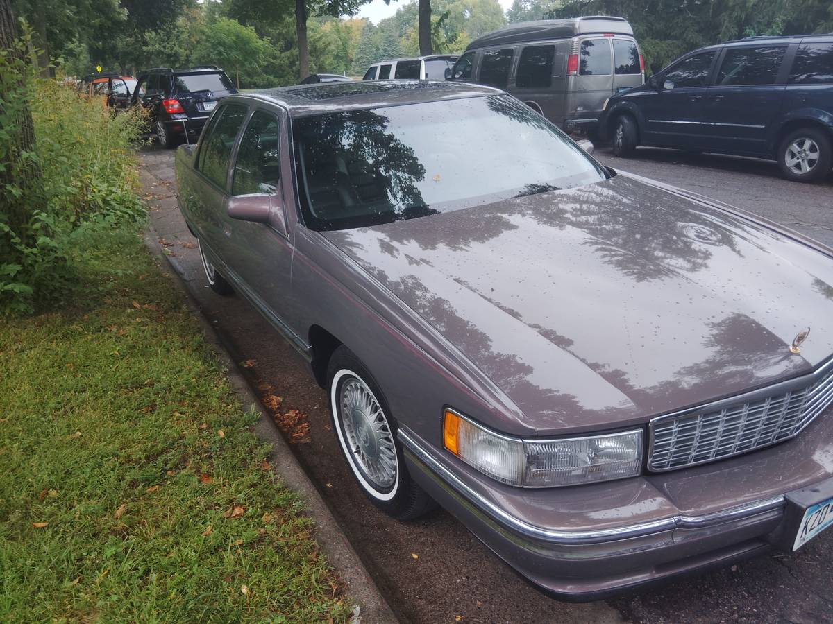 Cadillac-deville-1994-silver-1