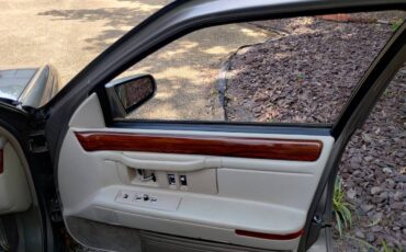 Cadillac-deville-1996-brown-9