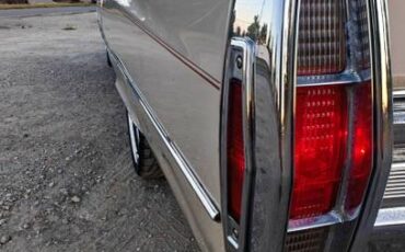 Cadillac-deville-convertible-1968-custom-11