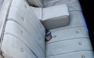 Cadillac-deville-convertible-1968-custom-21