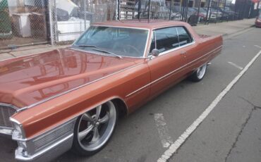 Cadillac-deville.-1965-custom