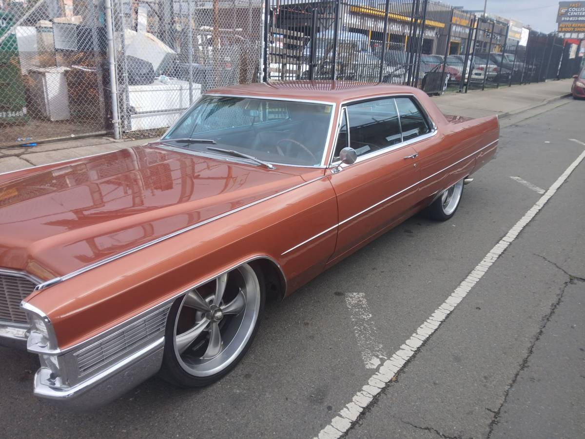 Cadillac-deville.-1965-custom