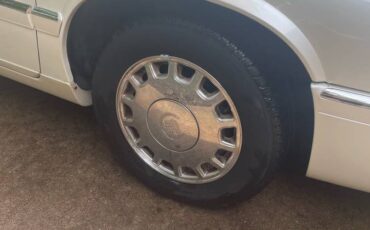 Cadillac-el-dorado-1995-white-1