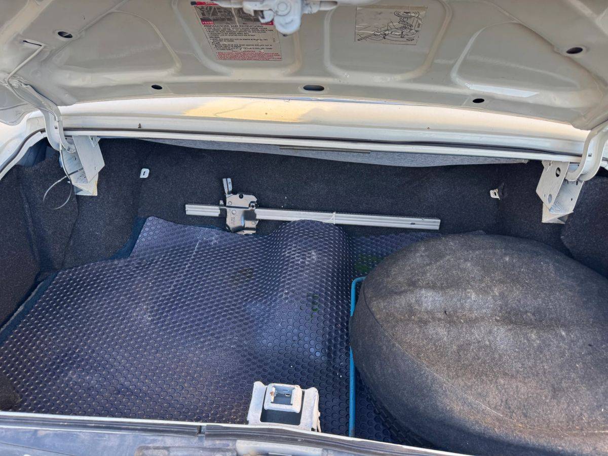 Cadillac-eldorado-1973-white-11