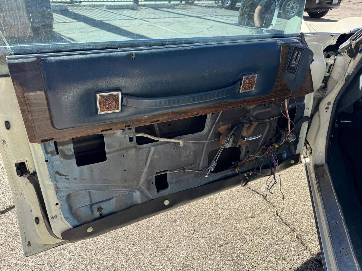 Cadillac-eldorado-1973-white-9