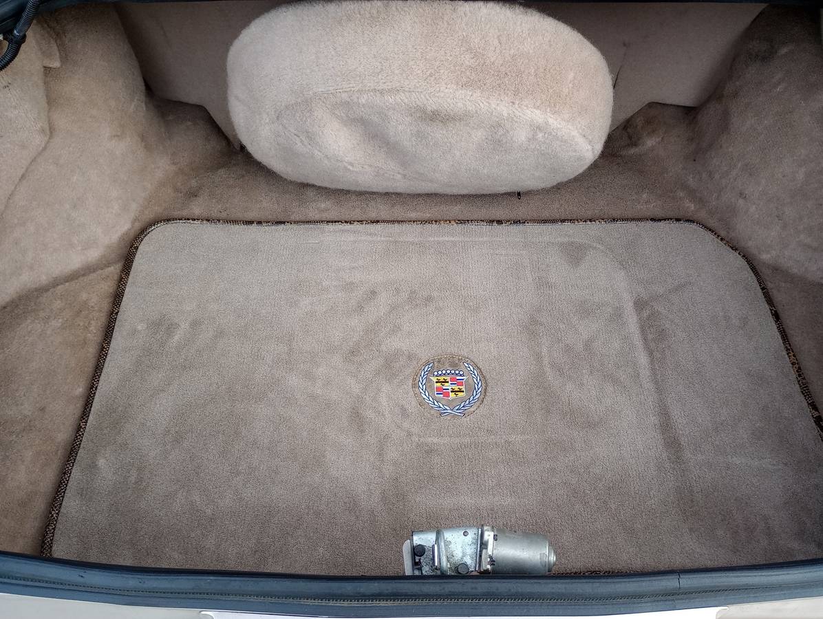 Cadillac-eldorado-1985-7