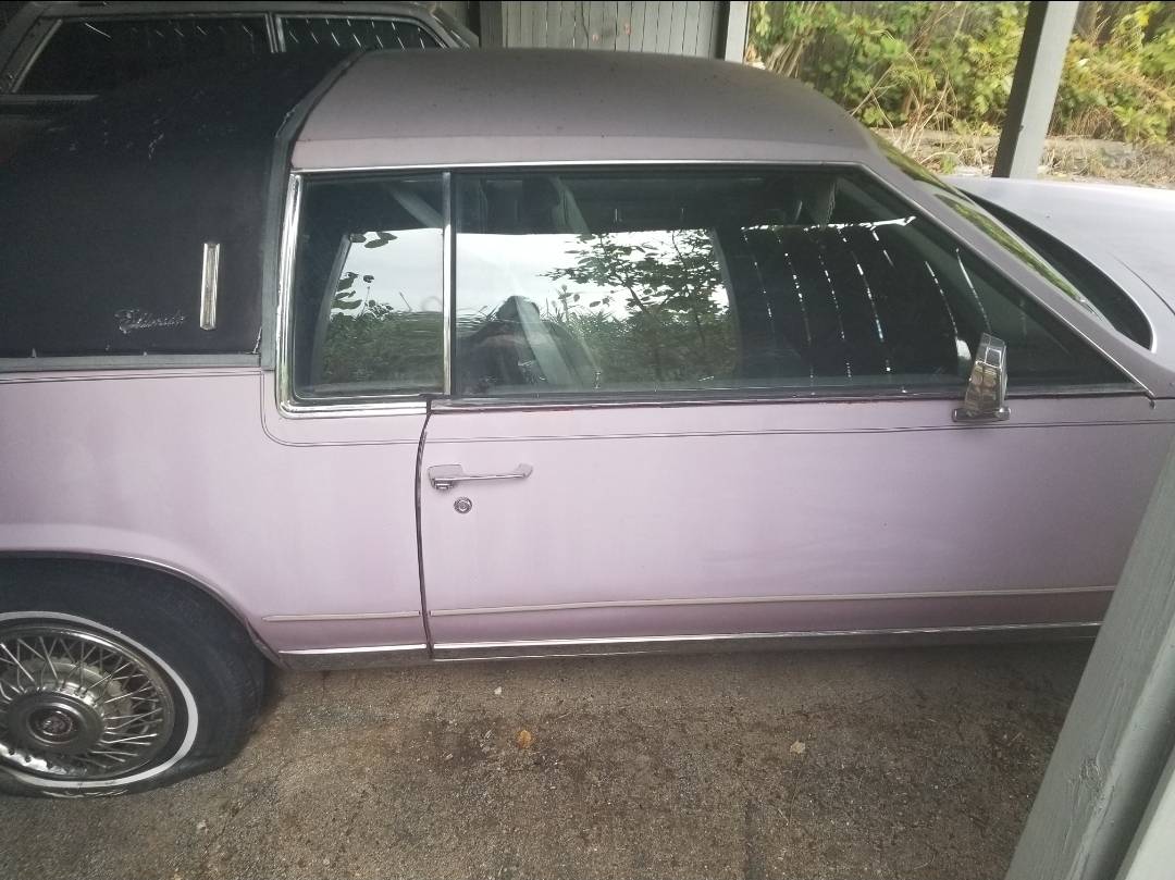 Cadillac-eldorado-1985-custom-19