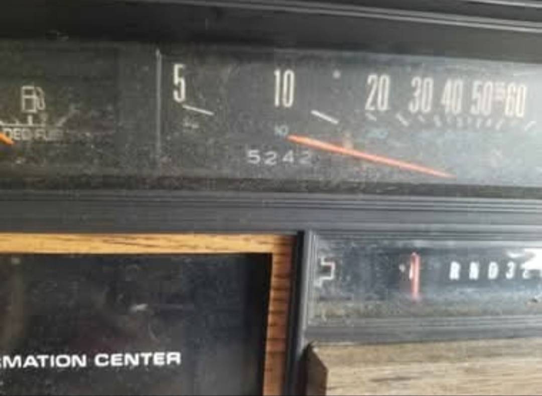 Cadillac-eldorado-1985-custom-6