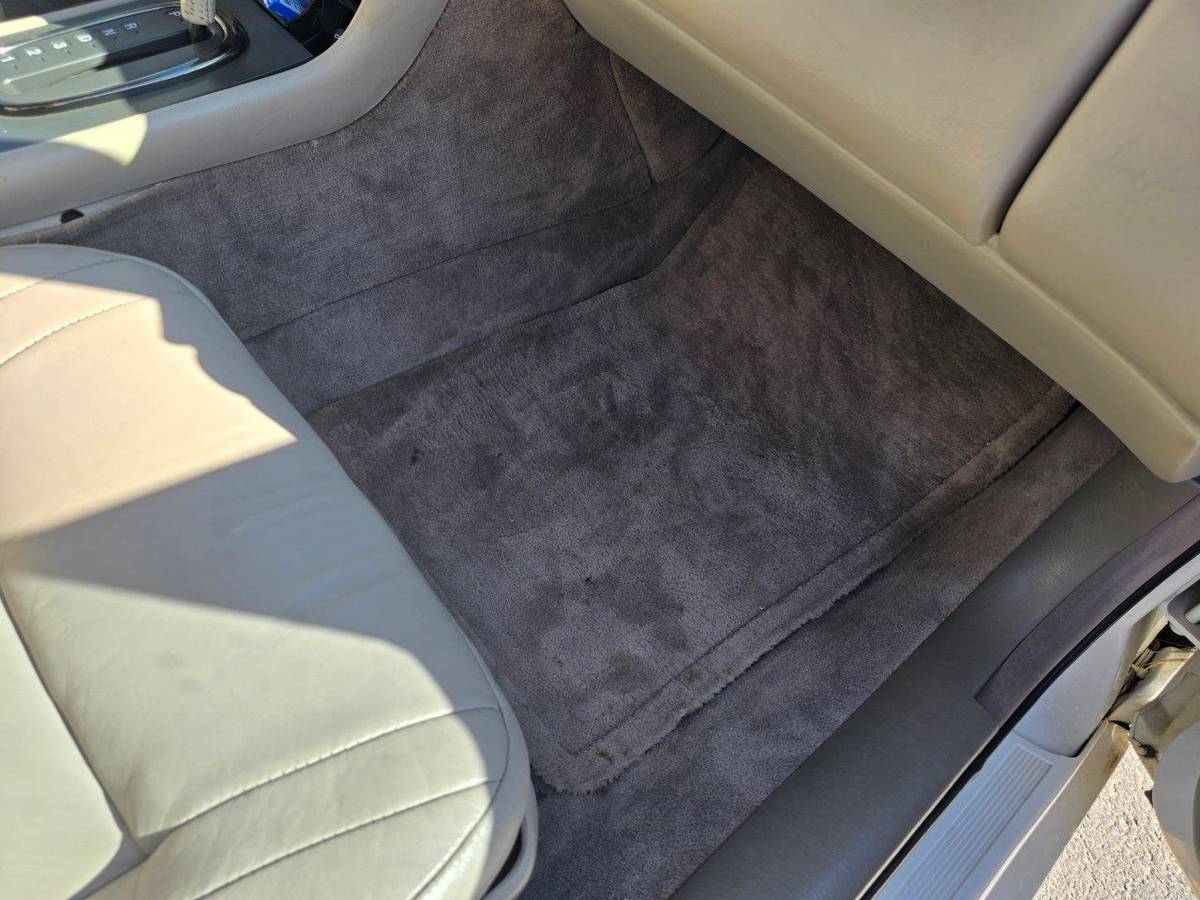 Cadillac-eldorado-1996-white-39