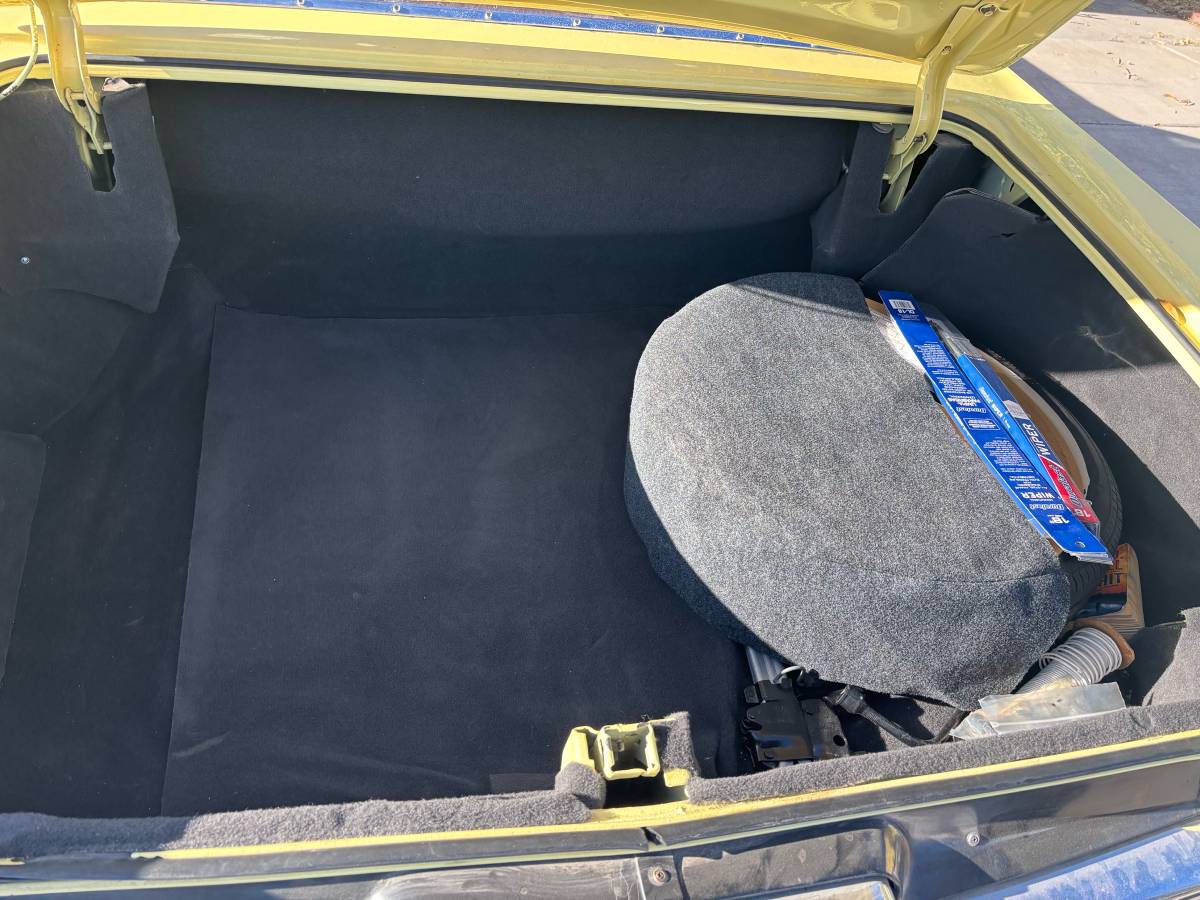 Cadillac-eldorado-convertible-1966-yellow-8