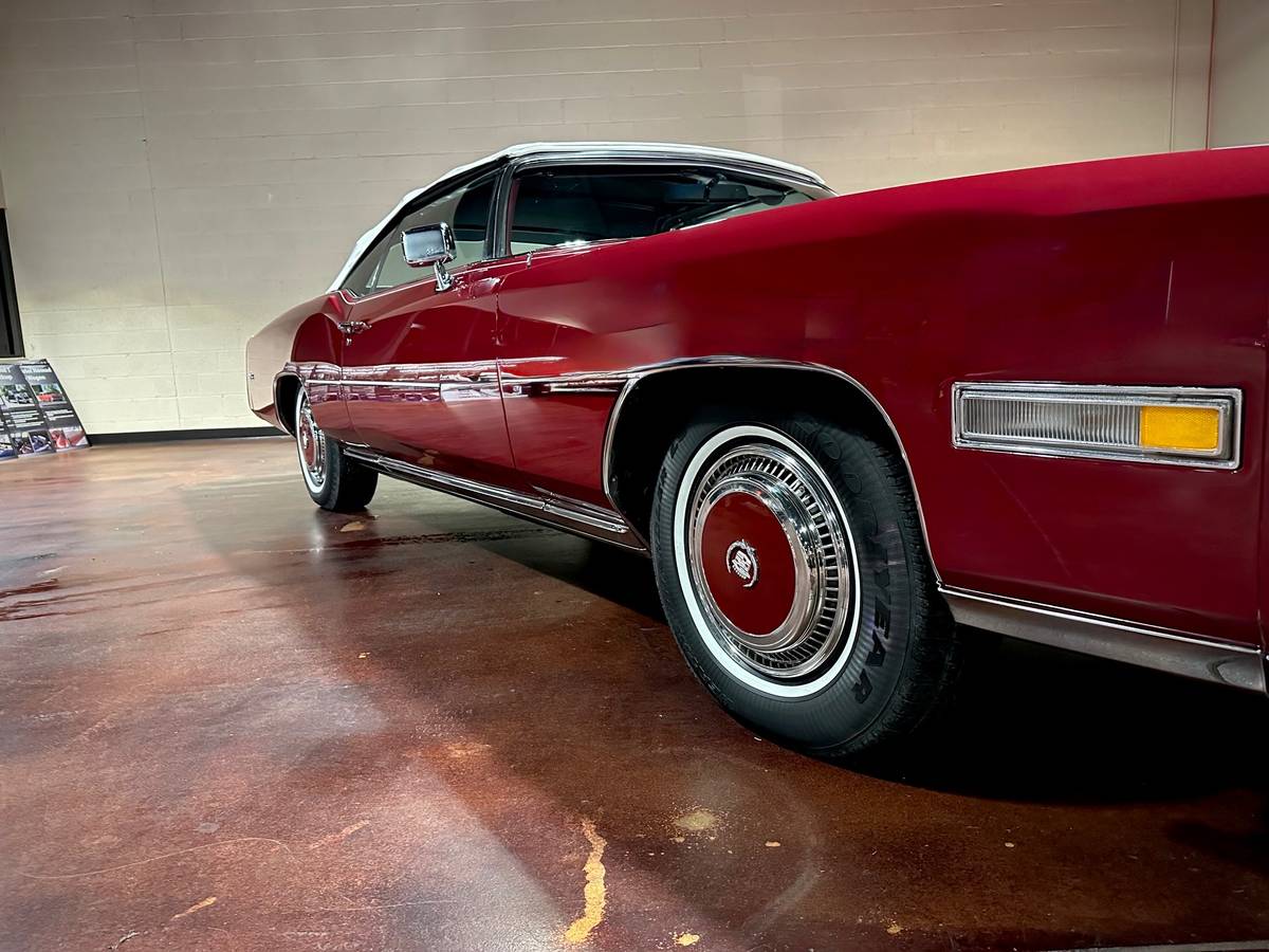 Cadillac-eldorado-convertible-1975-10