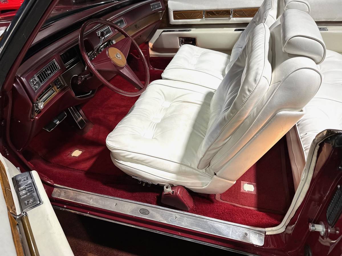 Cadillac-eldorado-convertible-1975-17