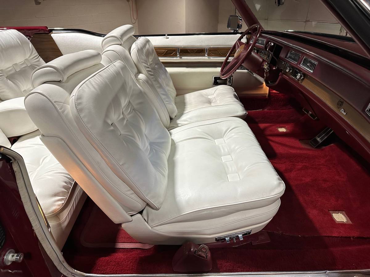 Cadillac-eldorado-convertible-1975-3