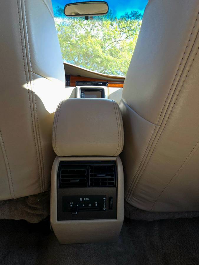 Cadillac-eldorado-touring-1992-10