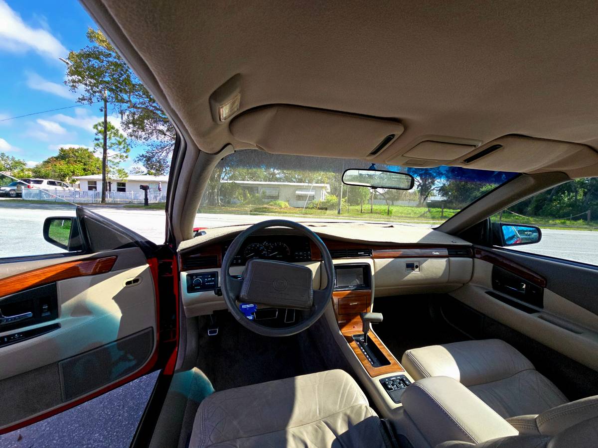 Cadillac-eldorado-touring-1992-8