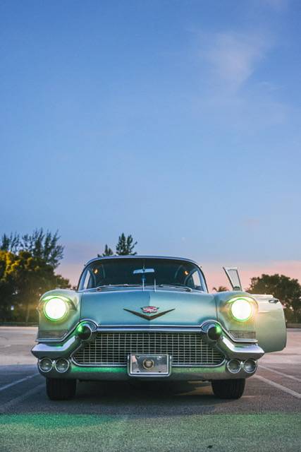 Cadillac-fleetwood-1957-custom-6