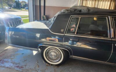 Cadillac fleetwood 1985