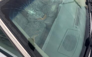 Cadillac-fleetwood-1990-silver-10