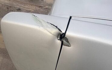 Cadillac-fleetwood-1990-silver-3