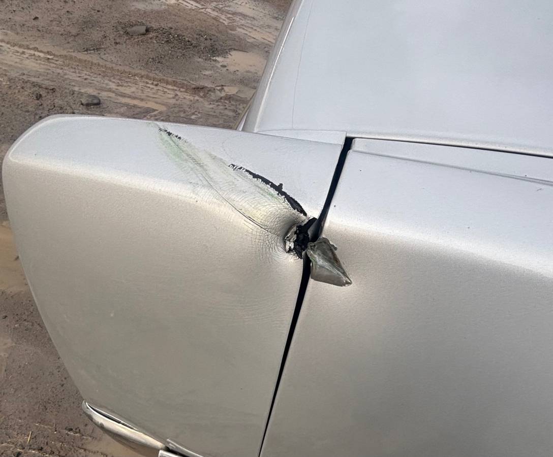 Cadillac-fleetwood-1990-silver-3