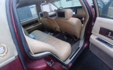 Cadillac-fleetwood-1993-13