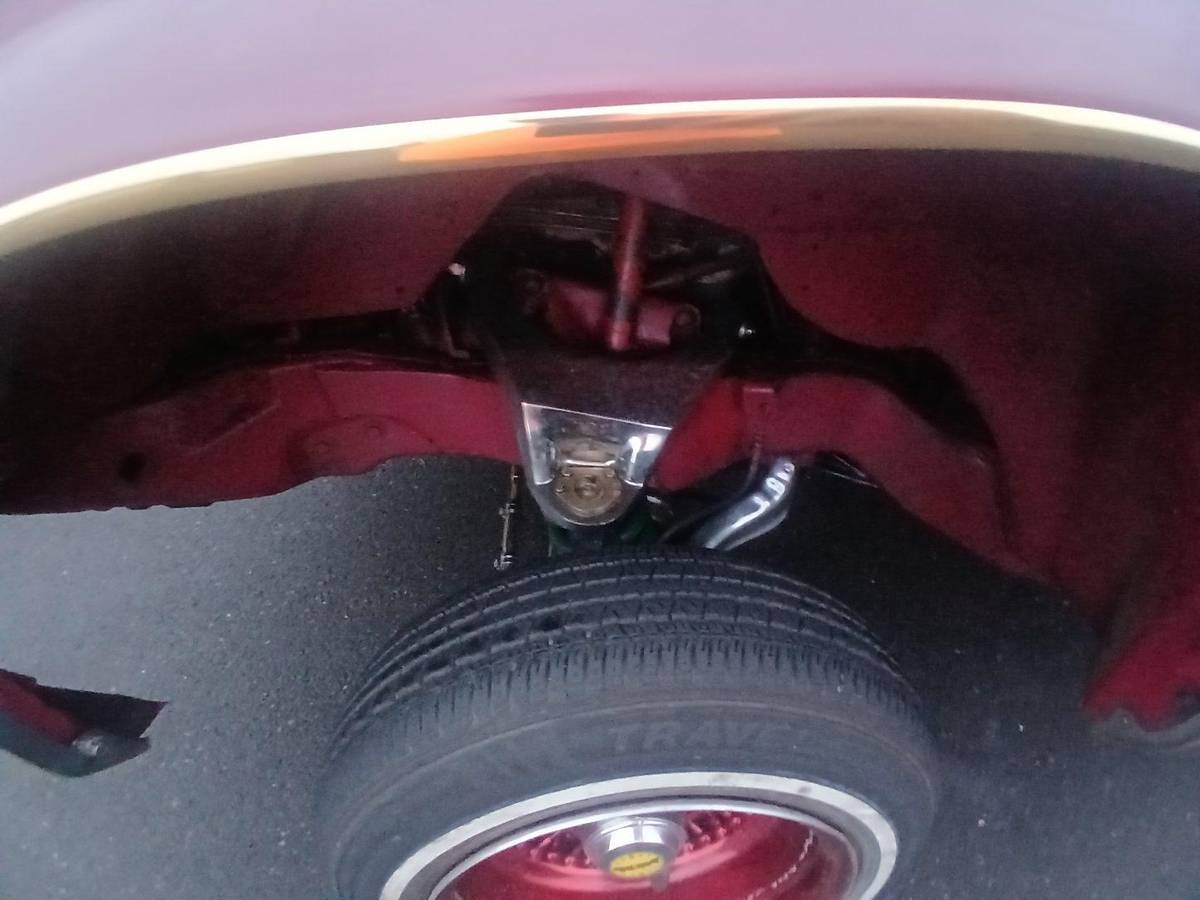 Cadillac-fleetwood-1993-16