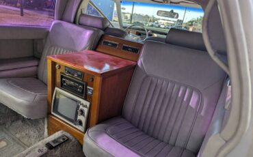 Cadillac-fleetwood-braum-1980-14