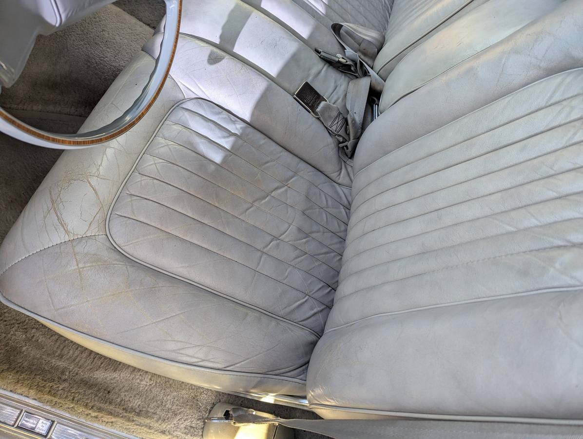 Cadillac-fleetwood-braum-1980-5