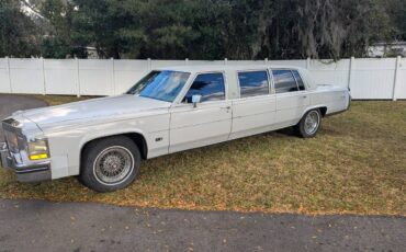 Cadillac-fleetwood-braum-1980-7