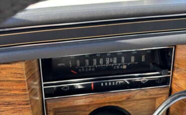 Cadillac-fleetwood-brougham-1984-silver-2