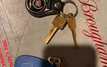 Cadillac-fleetwood-brougham-1988-red-10