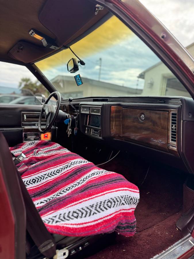 Cadillac-fleetwood-brougham-1988-red-12