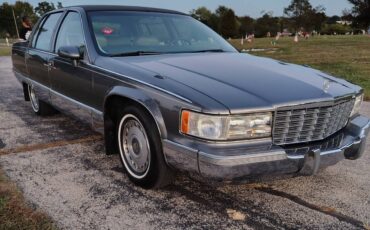 Cadillac-fleetwood-brougham-1993-grey-3