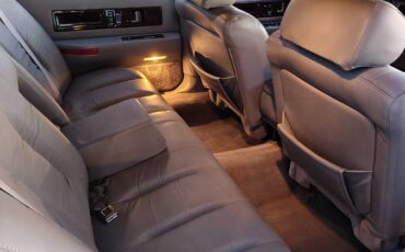 Cadillac-fleetwood-brougham-1993-grey-5