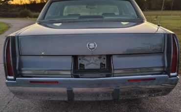 Cadillac-fleetwood-brougham-1993-grey-7