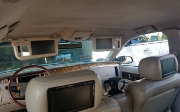 Cadillac-fleetwood-brougham-1995-custom-15